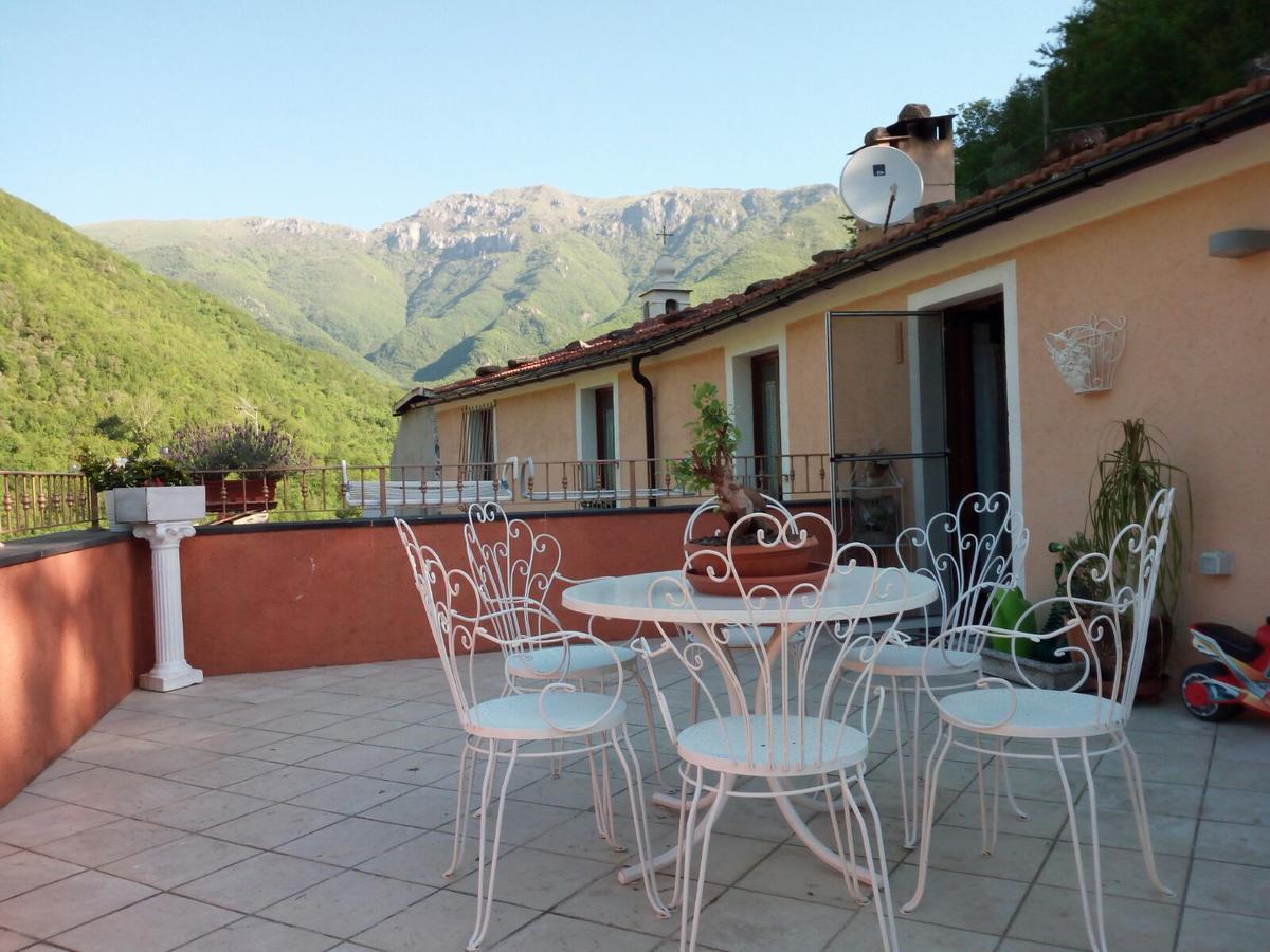 Lo Sporting Bed&Breakfast Nasino Exteriér fotografie